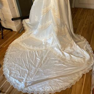 David’s bridal plus size wedding dress